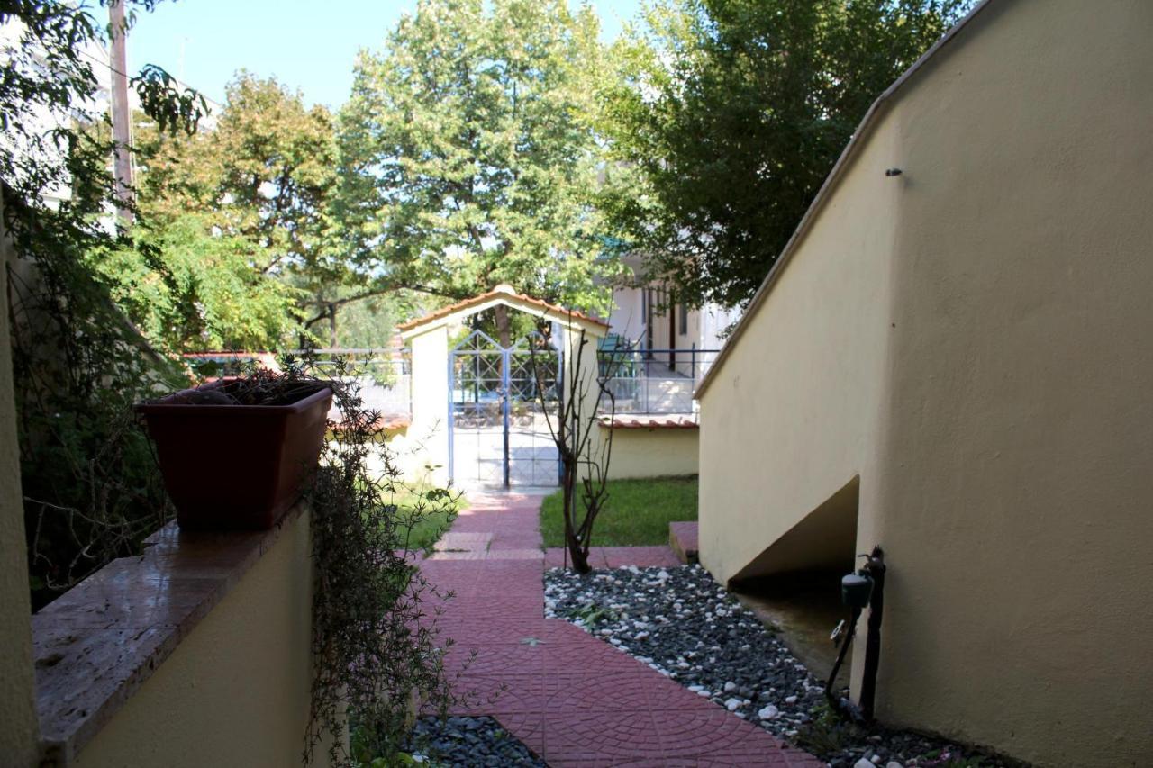 Litsa-Studio Nea Iraklitsa Exterior foto